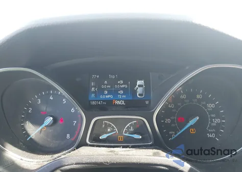 2018 Ford Focus Se z USA, uszkodzony, nr VIN 1FADP3K21JL315716